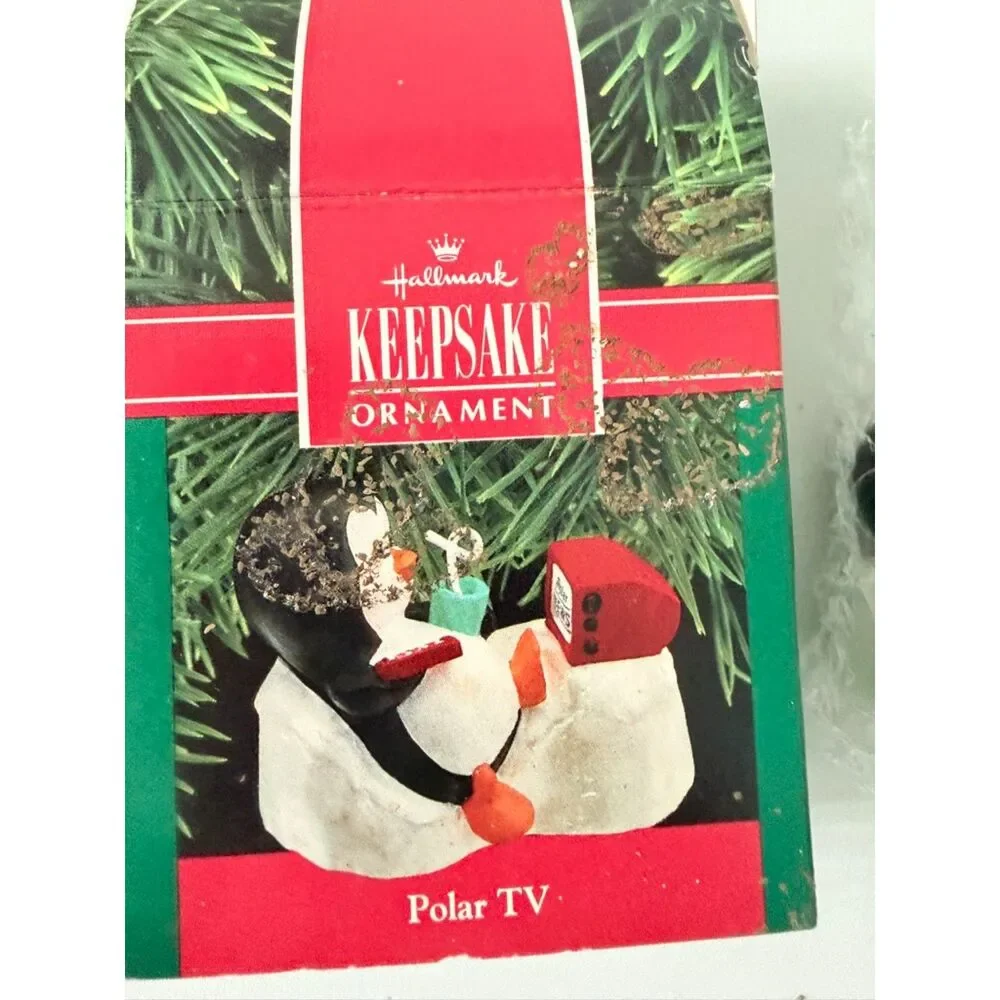 vtg. Hallmark Keepsake ornament  Polar TV